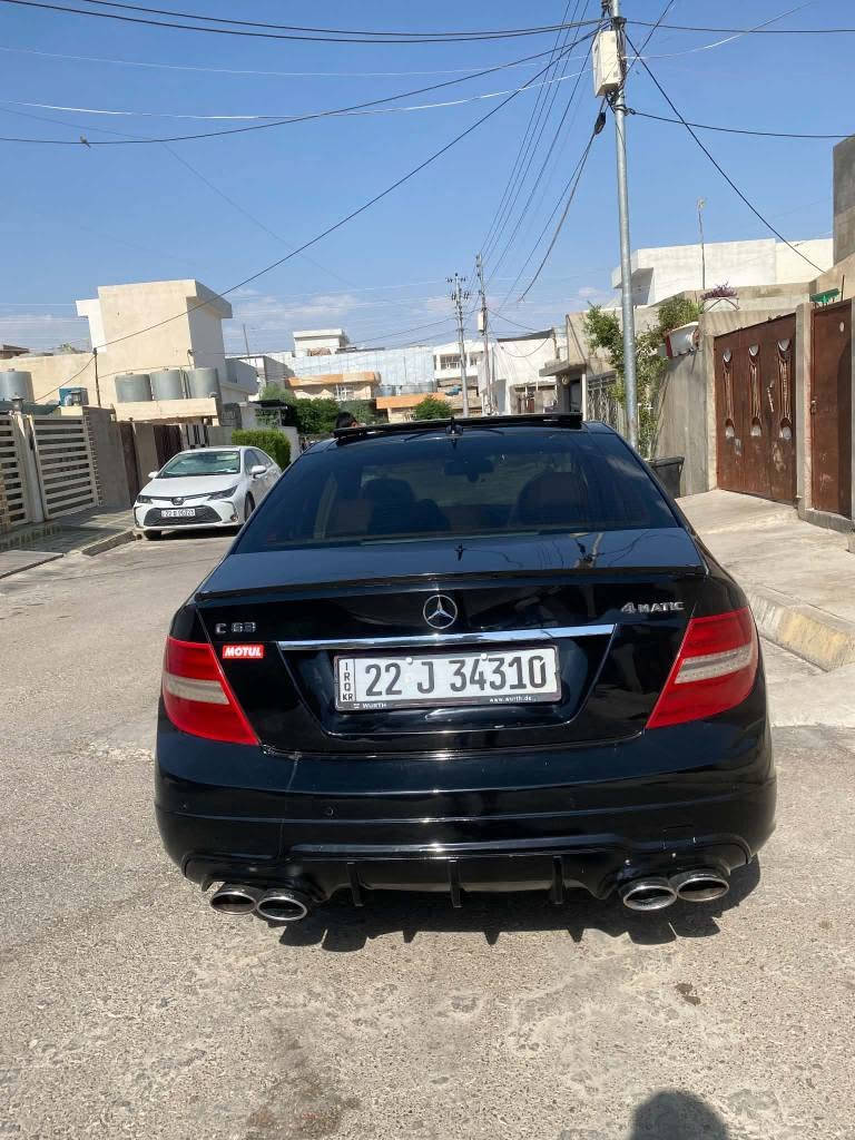 مارسیدسC300 فول مواصفات AMG پانوراما محرك V6 قطعتين صبوغ بدون دواخل رقم سنويية جديد تحويل وكالة بشرط(***********) ‌سعر120 كركوك, العراق
