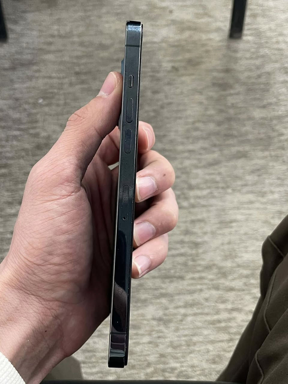 السلام عليكم ١٢ برو ماكس تك سيم ذاكره ١٢٨ نضافة مثل ما موضح بل صور كامراته فوللل
بطاريتة ٧٨ بلادية تدوم لوقت طويل مبدل شاشه ثلاث اختيارات وبس وفيس ايدي واكف السعر ٣٢٥ وبيه مجال للطيبين


**إذا كنت صاحب هذا الإعلان وتريد حذفه لأي سبب، رجاءا أرسل رسالة إلى الدعم الفني**