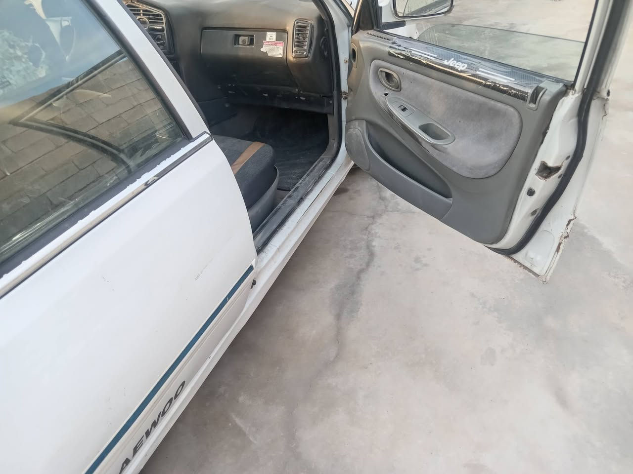 من رخصت الادمن للبيع دايو برنس فراشه ٩٦ رقم بغداد محرك مسكر كير اوتوماتيك تبريد شغال مصبوغه حزام قماره مابيه صبغ حداديه نضيفه مشط استيرن نضيف للاستفسار الاتصال على ***********مكاني واسط العزيزية
