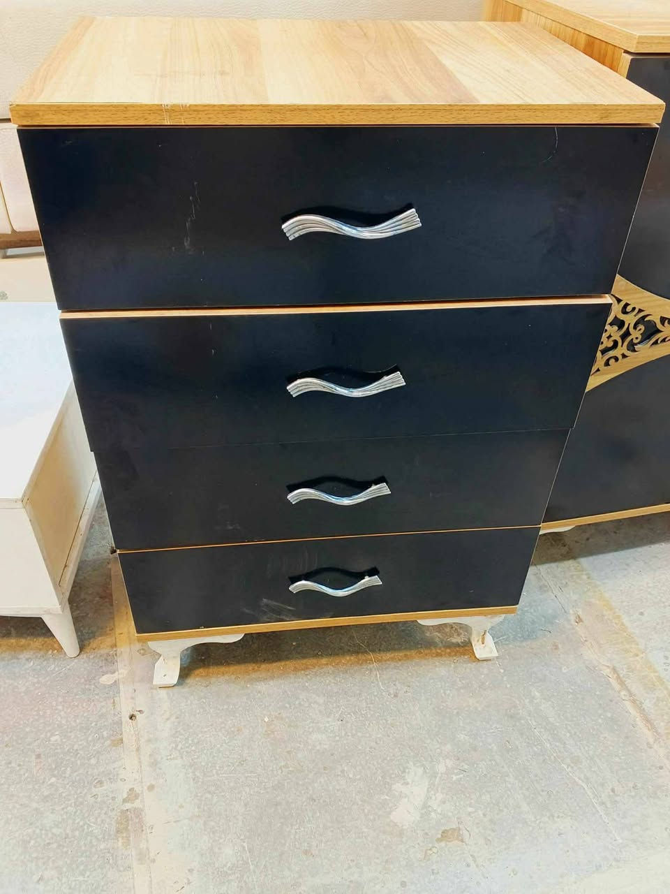 غرفه تركي7قطع نظافة.اخت الجديده.السعر 425مع شد ونقل الحجز واتس***********
