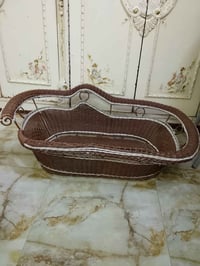 مهد طفل • كلاسيكي • قوي