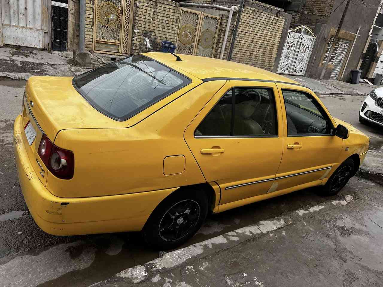 سلام عليكم  شيري للبيع كير مكينه خير من الله بلاديه السياره  موديل2010تحويل ثاني يوم السعر 30وبيها مجال مكان لسياره بغداد *********** هيئه غرامات مصفره سياره
