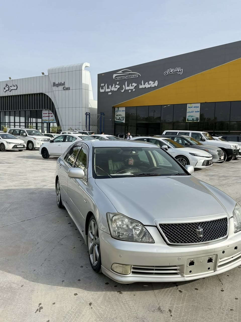 ﷽
بۆفرۆشتن 🇸🇦للبیع 
شاهينه فول بطن 📦
   سەياره كه موسه دوو ده رگاى ئه وروپايه سفره ده عامى بؤ 
ده عامى به شه رت
 دوكه لى نيه 
فول مواسفات بئ سلايت  
كوشن جلدو هيته ر و كاره باى سه لاجه و مه ركه زى و په رده  و  ته حديد سورعه و كاميره و حاسه ى پيش و دوا 
مشت ليكسزه لايت له گه ل سوكان ئه سورئ سارد و گه رم
 به شه رت بريكى به سراوه 
پيش و دواى چركه ى تيا نيه بئ ته قه و ره قه ٢٥٠ مه سروفى نيه هه موو شتيكى به شه رت زؤر جوانه 
سعرى ٦٣$مجال 
*********** شوين كه لار
