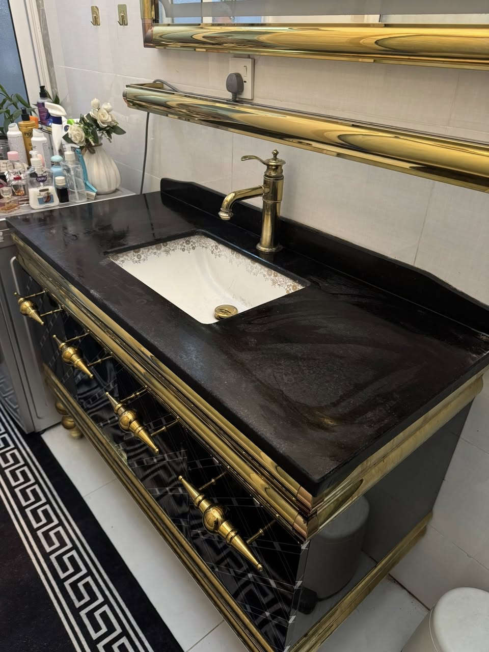 مغسل للبيع ماركة مرمر طبيعي اسود وساتنلس ستيل مصلوغ صبغ حراري ذهبي واسود لون ثابت 
ماخذته ب850 دولار ابيعه ب 500 الف


**إذا كنت صاحب هذا الإعلان وتريد حذفه لأي سبب، رجاءا أرسل رسالة إلى الدعم الفني**