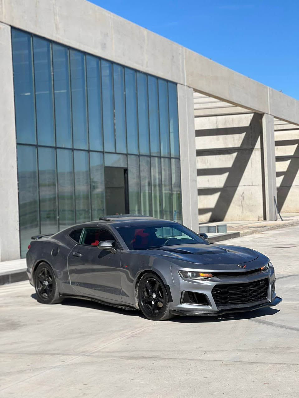 Camaro 2022 sport
فول فول مواسەفات 
تەنها 92 هەزار كیلۆمەتر ڕۆشتووە 
شاشه گه وره بسمه شغال 
رادار حاسه
لايت ليد و زينون 
ده بل گيج ، سلایت
4 مودی صوتي صالنصا 
گير سوكان ده بل گير 
مۆدی Sport normal comfort eco
مه كينه 4 پستن و تۆربۆ
سێ پارچەی بۆیاخە 
سەرەشانسیەکەی کەمێک گرتوە 
رەقەم کاتی لێژنەیە رەفزی مروور 
جارێ رەقەم ناکرێت هتا بریار دێت .
سەیارەکە زۆر خاوێنە 
سعر 105 وەرەقە و کەمێک مجال
شوێن هەولێر
بۆ زانیاری زیاتر نامە بنێرن لەخزمەت دام. أربيل, العراق


**إذا كنت صاحب هذا الإعلان وتريد حذفه لأي سبب، رجاءا أرسل رسالة إلى الدعم الفني**