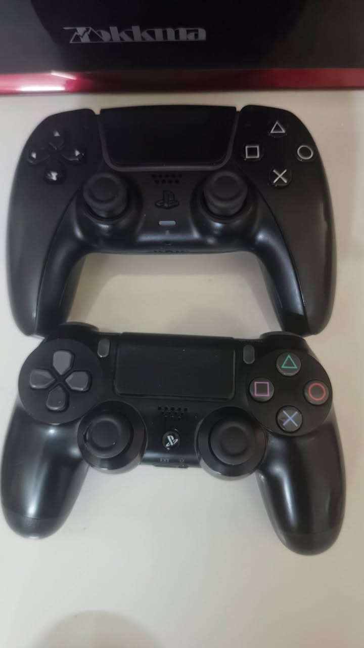 سلام عليكم
بلي فور سلم تيرا ويا6 العاب وقرص ذا لاست 1 نضيف لوك ستيكر مامفتوح ولا مصلح ويا يدتين 
سعر 250 وبي مجال بسيط


**إذا كنت صاحب هذا الإعلان وتريد حذفه لأي سبب، رجاءا أرسل رسالة إلى الدعم الفني**