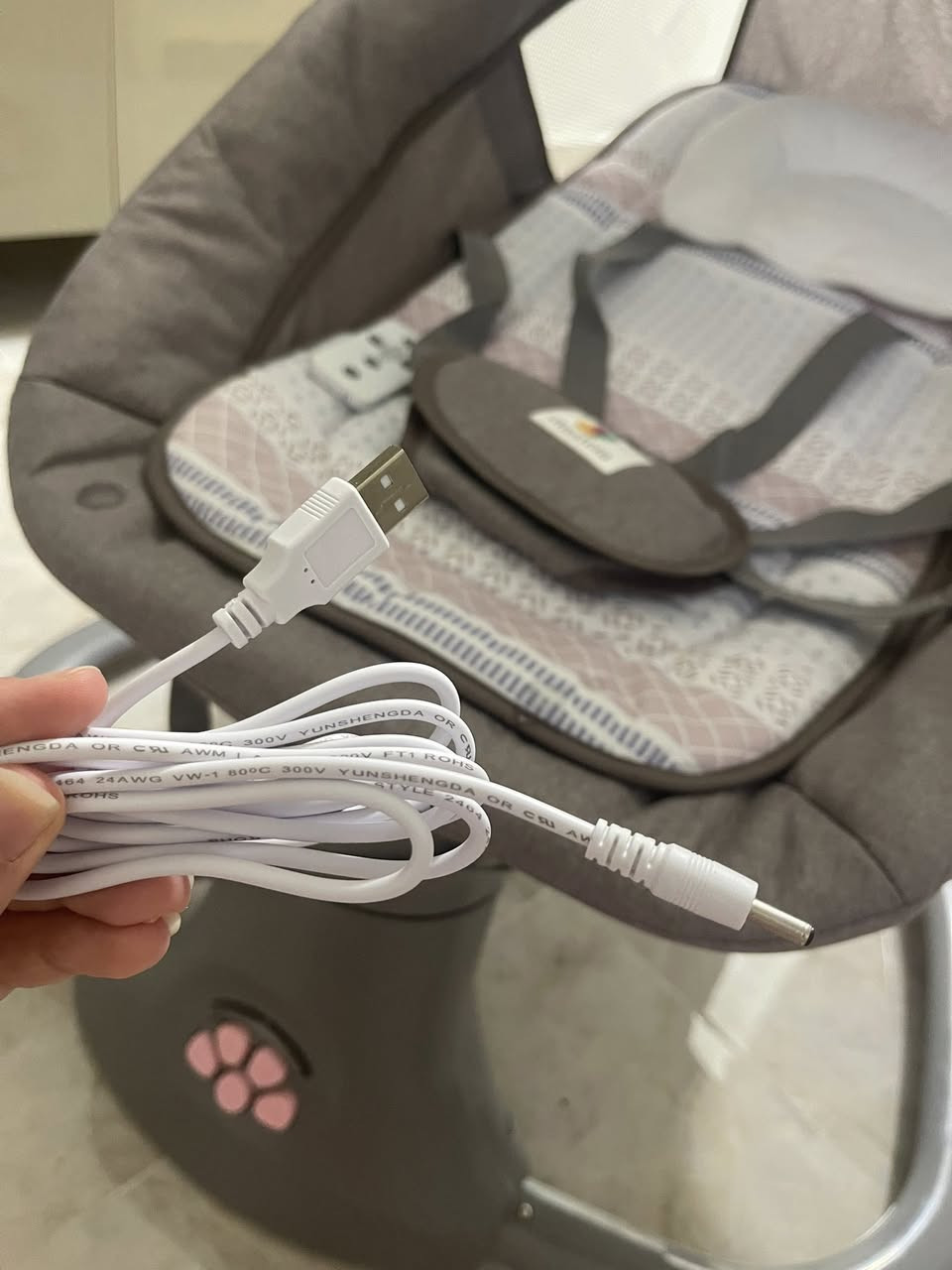 عندي هذا الكاروك هزاز كهربائي جابو هدية وماعندي مكان شقتي صغيرة جديد بعدة بالكارتونة ماركة موستيلا تحكم سرعات يخبل بنات ابيعة ب40 وعندي توصيل الي تريدة تتفضل خاص🤍


**إذا كنت صاحب هذا الإعلان وتريد حذفه لأي سبب، رجاءا أرسل رسالة إلى الدعم الفني**