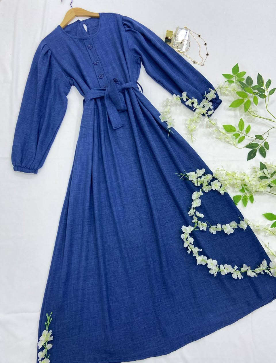 السعر : 10دنانير 
 فستان لنن🌹🌹
 المقاسات: 1/2من وزن45 لغايةوزن85

الوانه :1️⃣جيشي 2️⃣بيج 3️⃣ازرق 4️⃣زيتي
M


**إذا كنت صاحب هذا الإعلان وتريد حذفه لأي سبب، رجاءا أرسل رسالة إلى الدعم الفني**