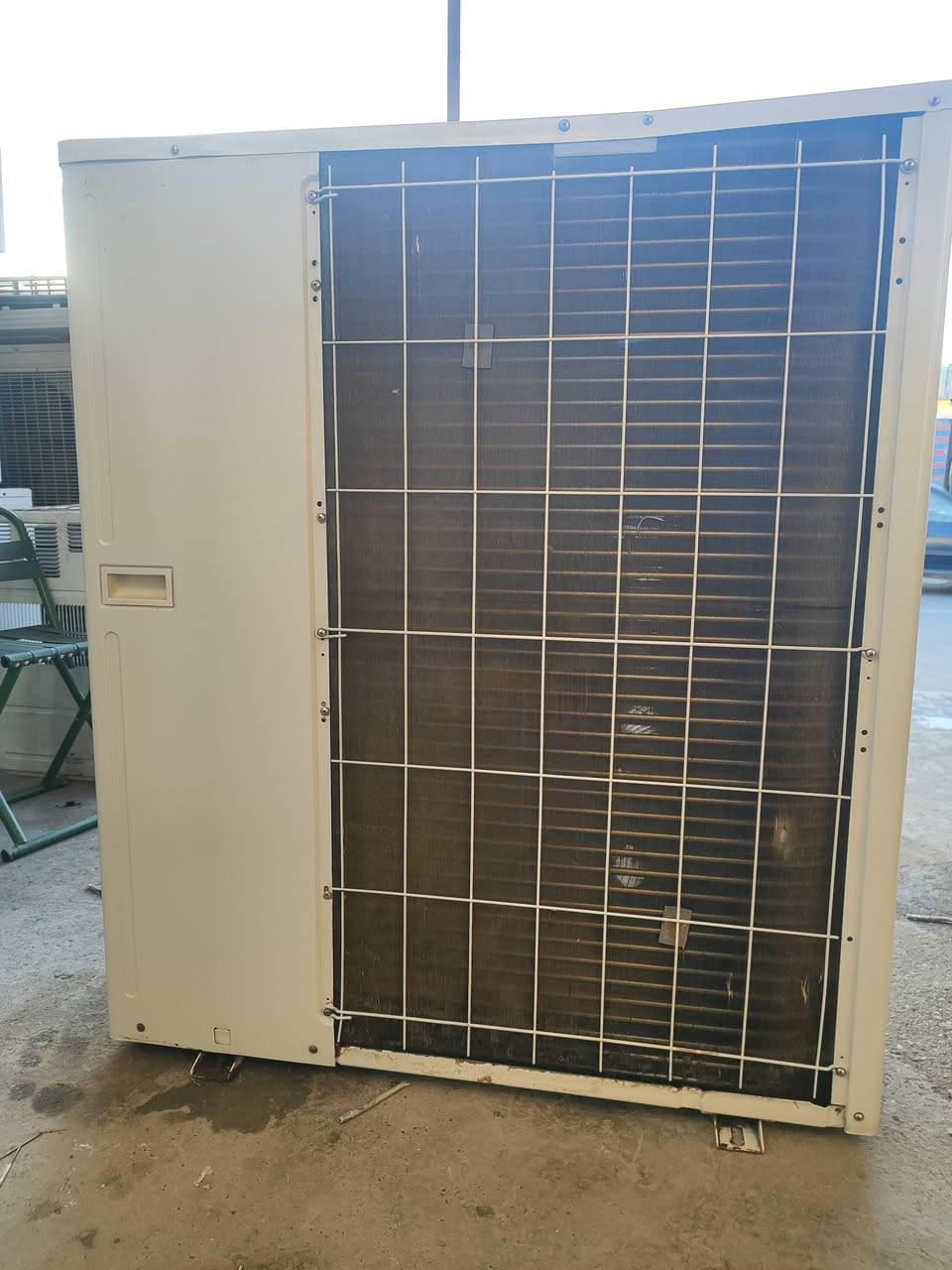 أونكس 3طن وربع دبل فإن  تدفئه تبريد
كامل ملحقاته كيبلات ريمونت بواري 
غازه مقفول 
متوفر مراوس بالعاطل 
العنوان الحديد المدخل الاول 
***********
