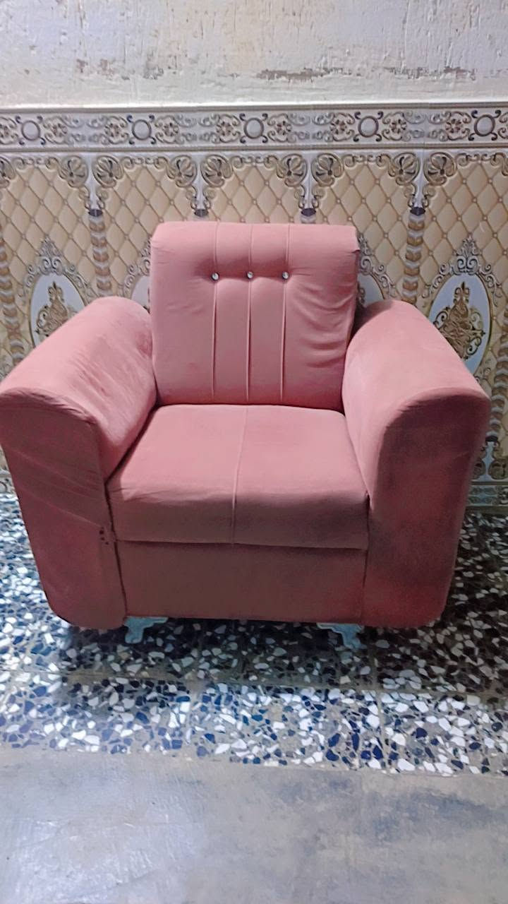 تخم للبيع بسعر مناسب نضيف كلش


**إذا كنت صاحب هذا الإعلان وتريد حذفه لأي سبب، رجاءا أرسل رسالة إلى الدعم الفني**