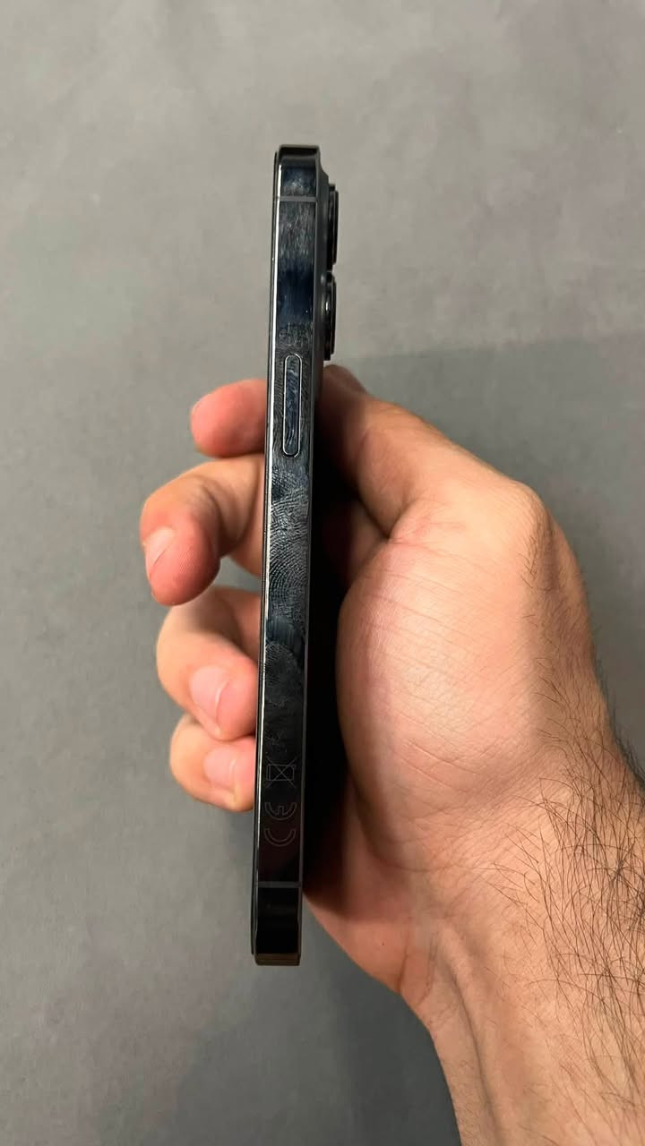 سلام  عليكم من رخصت الادمن 🤍
ايفون 13 برو 
ذاكره نص تيره 
بطاريه 97 بلادي 
الجهاز مكفول كفاله عامه من الشخط او الخدوش او الكسور على نضام الشركه 
ما مبدل اي قطعه
ملحقاته كامله باكيت ولاصق ضد كسر وشاحنته 
( اكتب سعرك واذا عجبني ابيع )
جوه 700 مابيع
رقمي ***********
مكاني بغداد اعضميه وعندي توصيل 
وتحياتي لل جميع 🫶🏻

