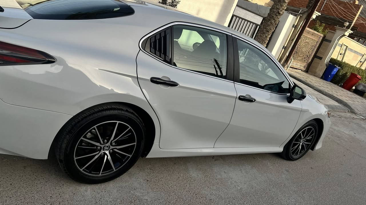 كامري موديل ٢٠٢٣ورد امريكي صوره حادث بالمنشور بيه صبغ ٥ قطع
سياره ماشي ٣٥
لون سمنتي 
رقم بغداد بسمي 
سيا ره جاهزه من كلشي 
مكان سياره بغداد العامريه 
السعره ١٥٦وبيه مجال
***********
