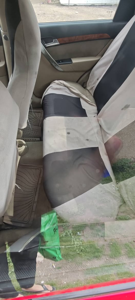 سلام عليكم افيو ٢٠١١ وارد امريكي محرك ١٦٠٠ نوزلات حادثهه جاملغ امامي جهه السائق و باب السائق خارجي بدون دواخل السياره كفاله عامه ترايك وين ماتريد تبريد شغال والسياره كدامك 
رقم انكليزي بسمي شرط التحويل ثاني يوم سنويه لل ٢٠٣٠
السعر 62 بي مجال حك الجيه
مكاني بغداد العامريه
***********
