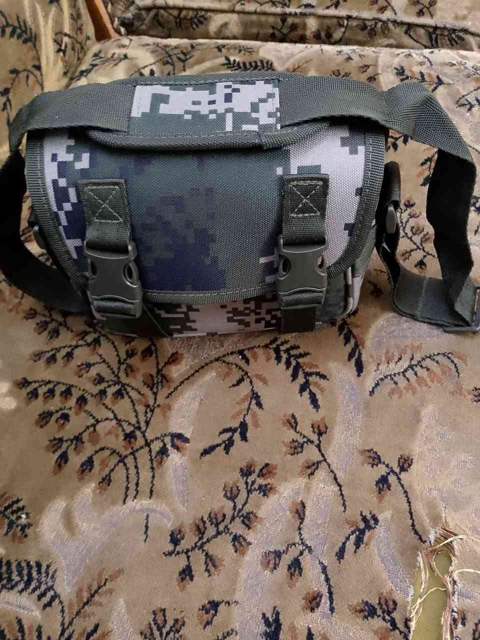 السلام عليكم للبيع ناظور ليزري مثل مموظح بل صورة اوربي درجة الوظوح فول سعر 100 الف مكاني بغداد قرب جزيرة بغداد السياحية


**إذا كنت صاحب هذا الإعلان وتريد حذفه لأي سبب، رجاءا أرسل رسالة إلى الدعم الفني**