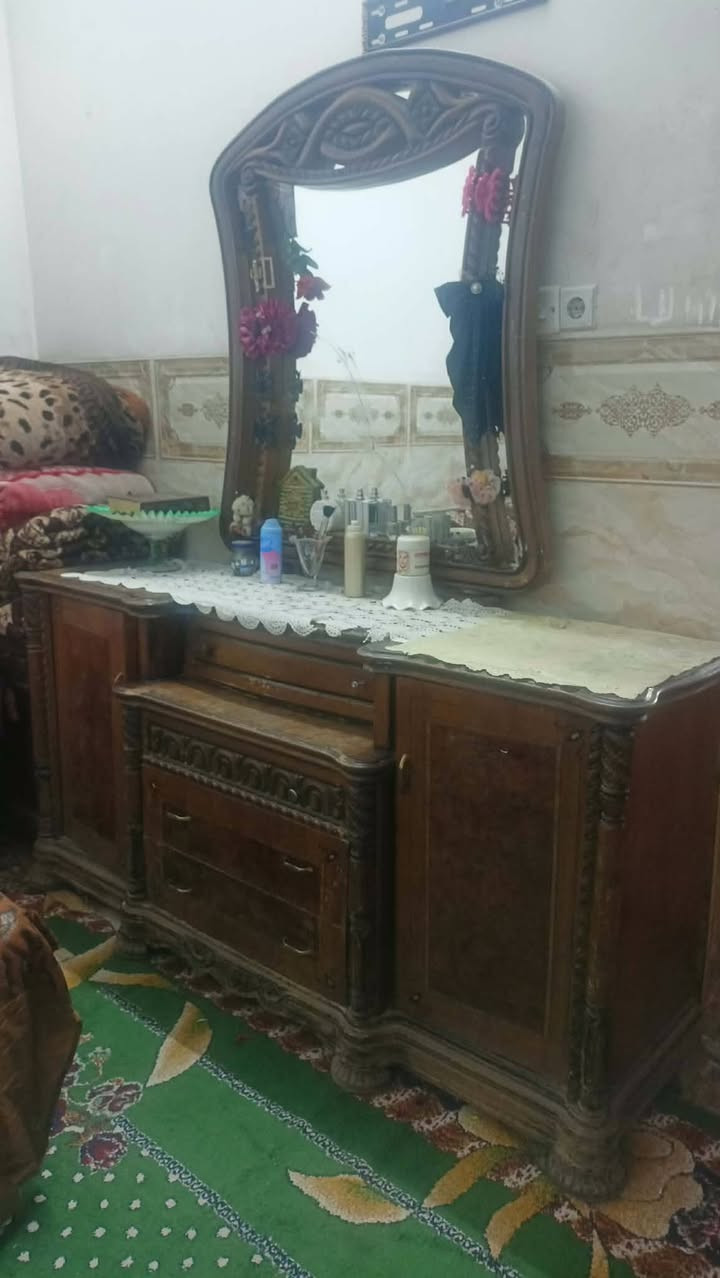 لللبيع غرفه نوم


**إذا كنت صاحب هذا الإعلان وتريد حذفه لأي سبب، رجاءا أرسل رسالة إلى الدعم الفني**