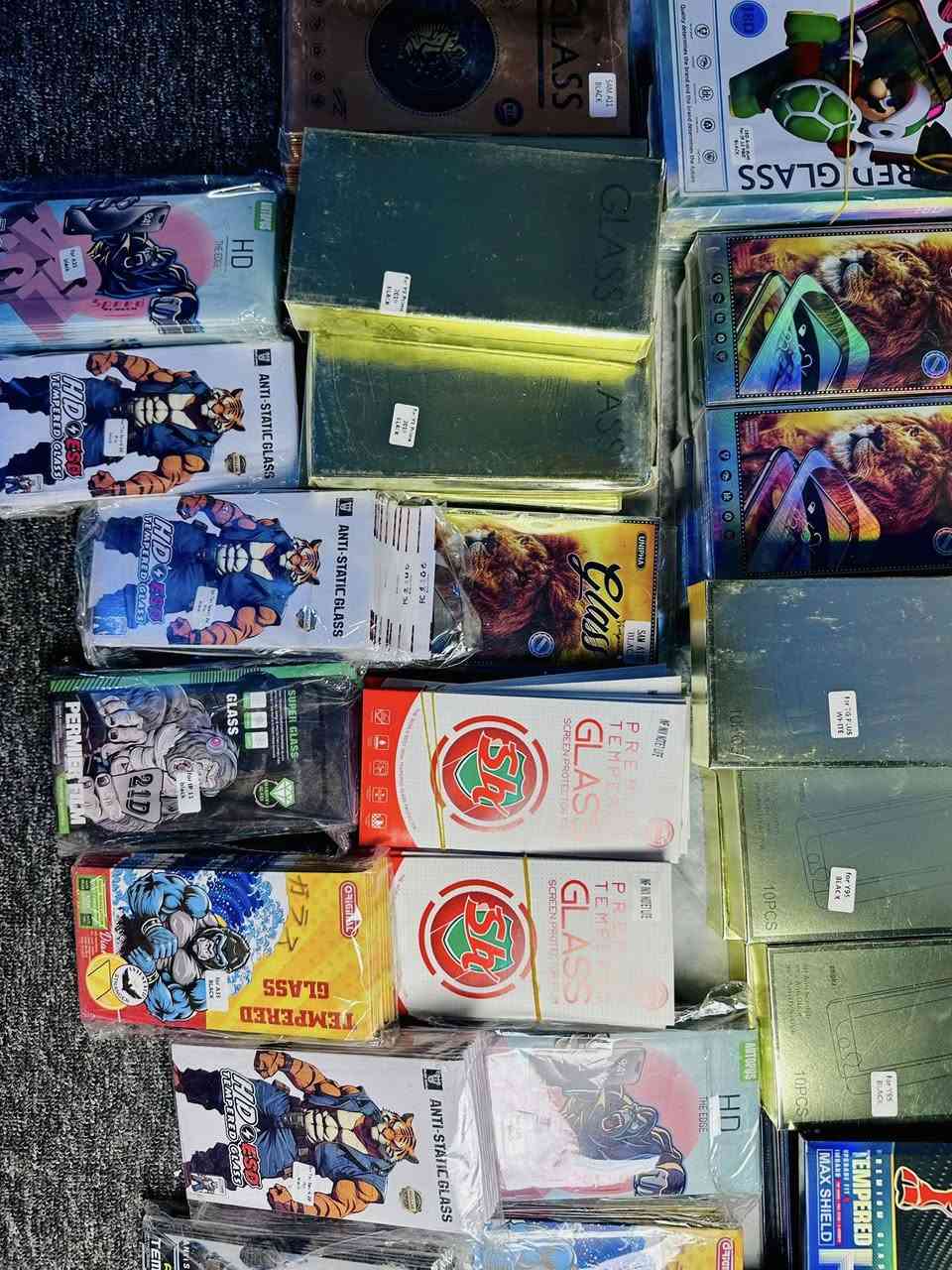 لاصق مبايل اكثر من ٥٠٠ قطعة وغلبهم ماركات وكل الاجهزه الحديثه  موجوده بيهم 
كلهم ب٥٠ الف نهايتهم


**إذا كنت صاحب هذا الإعلان وتريد حذفه لأي سبب، رجاءا أرسل رسالة إلى الدعم الفني**