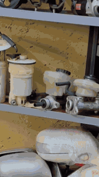 محل الكرار 
قطع غيار السيارات اليابانيه 
{بطه- ارنب -هارتوب -سيدان -راس الثور- مارك -ملكة -شاهينه}
بغداد الطالبية فلكة 83
متوفر توصيل جميع المحافظات 
وقت الاتصال 8صباحآ الى 5 عصرآ
اي استفسار اتصل 
 ***********
