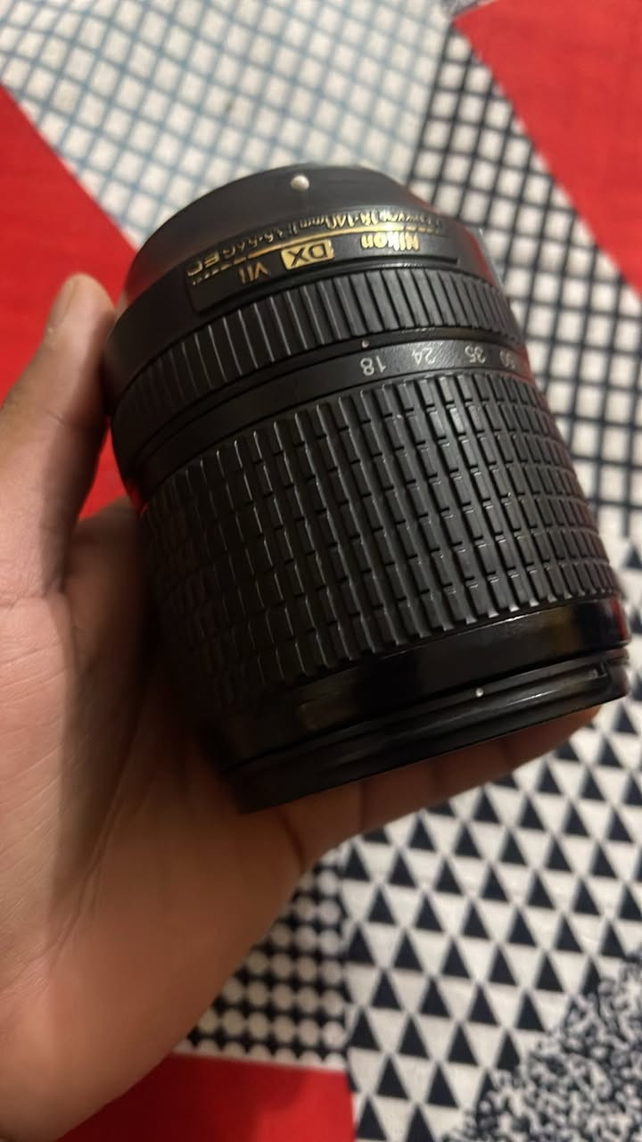 كامره 7500 نضيفه للبيع. مكاني بغداد
سعر 800 وبيه مجال ‭٠٧٧٠ ٨٢١ ١٦٣٣‬
