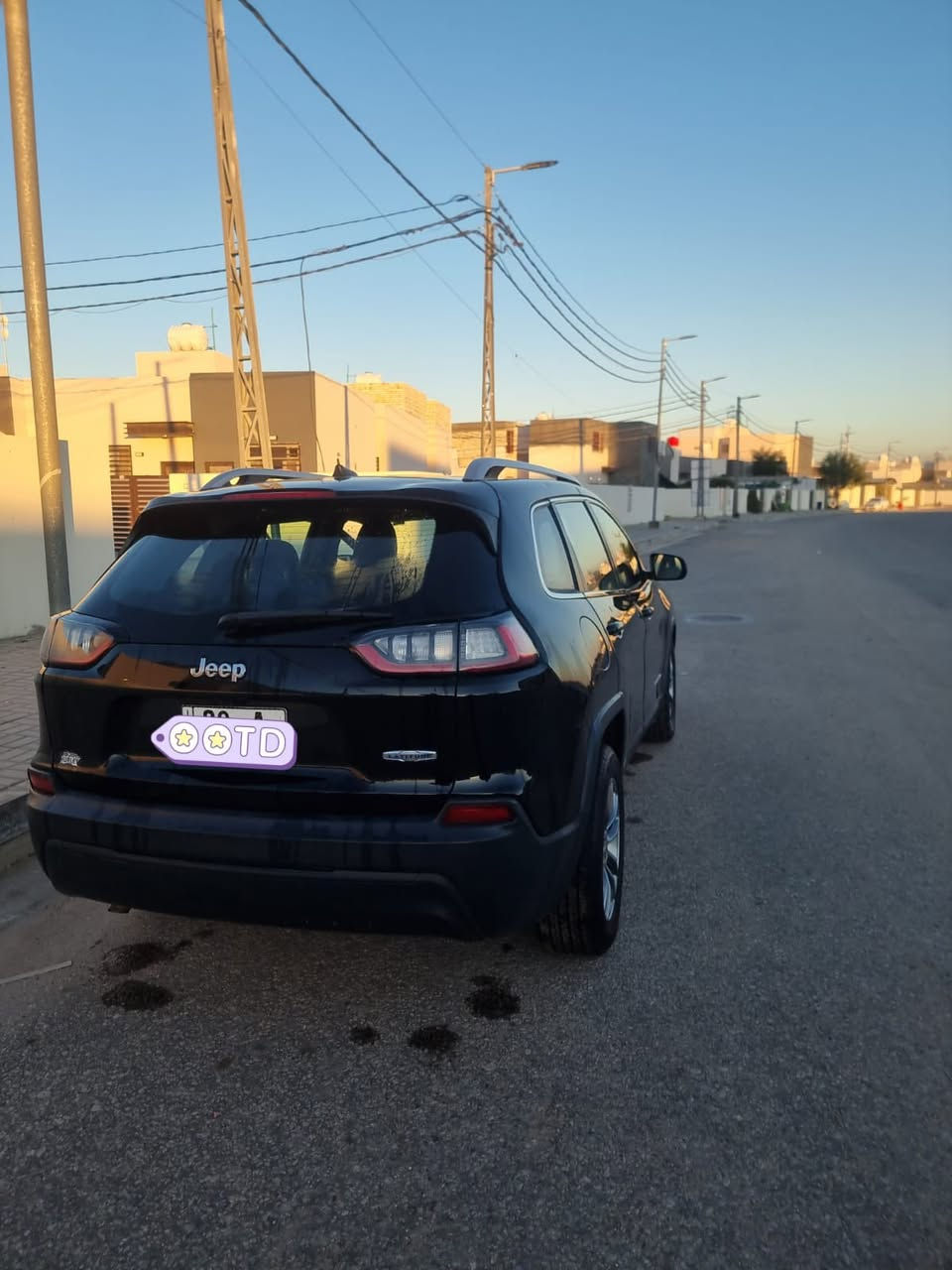 جيب شيروكي مكينه 2400 اربعه سلندر موديل2019 حادثها مثل ماموصف بصوره للبيع125ورقه وتواصل على الرقم

‭0781 144 4214‬
