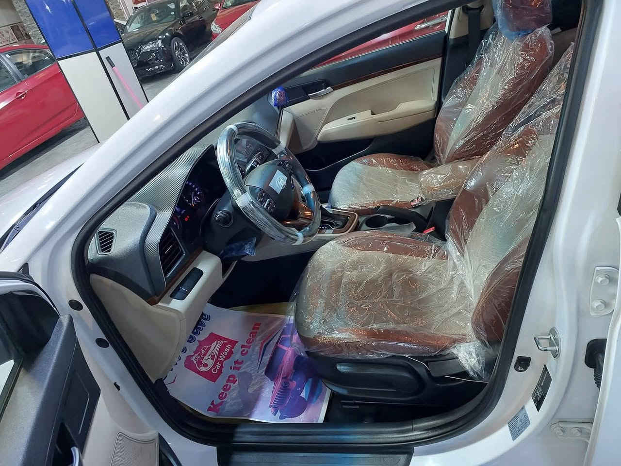 سلام عليكم النترا  خليجي مديل 2020 كفاله عامه ماشيه 25 فول مواصفات بصمه رقم بغداد بسمي تحويل ثاني يوم فتحه كشنات جلد كهرباء تحكم  استيرن قفل سرعه فول كلش سماعات امامي خلفي شاشه حساسات ويلكب مرايات شفط لد امامي خلفي يدات نيكل جام كهرباء زنون تخم تاير مابيهه اي نقص جاهزه من كلشي للبيع مكانه كربلا ***********
