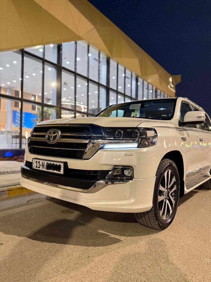 السلام عليكم لاندكروز 2019مكفوله جديده على وضع شركة 
ضمان شركة ساز  SAS فول مواصفات شرط الفئه الاولى GXR 
رقم بغداد انگليزي  باسمي 
مكفولة من  صبغ تبديل حته دعاميات اصليه شركة 
محرك 6 سلندر 4000 ماشيه 100   الف  بدون اي نقص جديده جدا محرك كير حدادية تخم تاير كفاله  

  مكان السيارة بغداد الكرخ

***********

السعر 495 ورقه مجال
