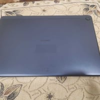 ماتيباد ١٠ • نظيف • مع كفر