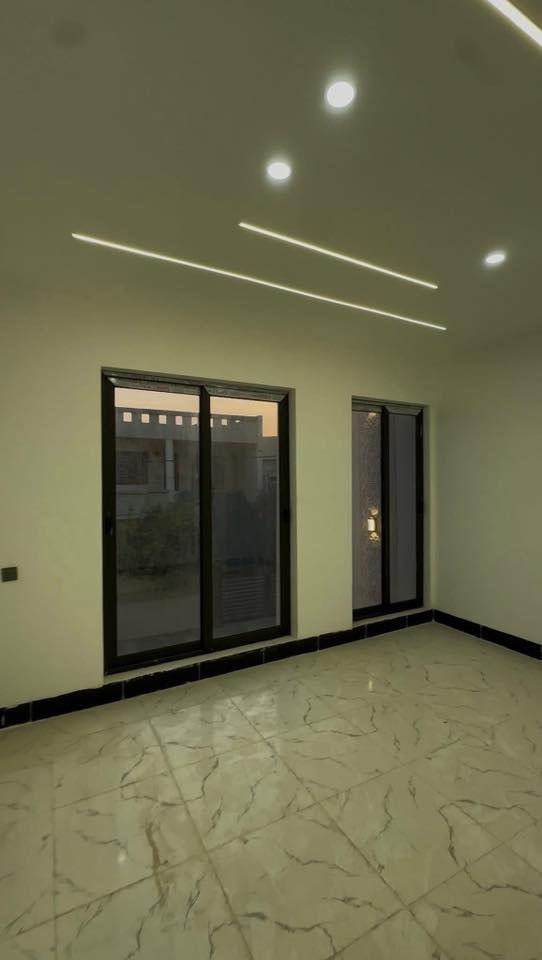 🔵 دار طابو للبيع بناء حديث زيرو VIP 🟠
بناء حديث فول صفر مبني بأحدث التصاميم والمواصفات الهندسيه والديكورات المغربيه ونظام دكت تبريد مركزي 

يتكون الدار من طابقين ٣غرف  نوم واستقبال ومطبخ حار بارد ومجموع صحيات هول عدد ٢   
-------------------------------

#موقع_الدار :- (كركوك حي عدن)

#المساحة (100 متر )

————————————————

الفرص مثل هاي ما تنتظر… احجز عقارك  اليوم وخلي حلمك يصير واقع!

للاستفسار اكثر يرجى مراسله الصفحه او الاتصال بالأرقام  

[***********] 📞☑️

—————————————————————————— 
 بأمكانكم عرض عقارتكم لدينا سواء كانت #بيــع أو #إيجــار أو #أستثـمار ‌‎زبائننا الكرام بِكُم نَرتقي ونَتشرف بزيارتِكم ونَفتخر بخِدمتِكم 

مكتبـــ الجوهرة  للاستثمار والتطوير العقاري معكم نحو الأفضل للإستفساريمكنكم مراسلة الصفحة اوالاتصال بالأرقام التاليه 
*********** 📞☑️
عنوان المكتب
 ( كركوك حي عدن مجاور الجنسيه الجديده  عمارة البحرين )
