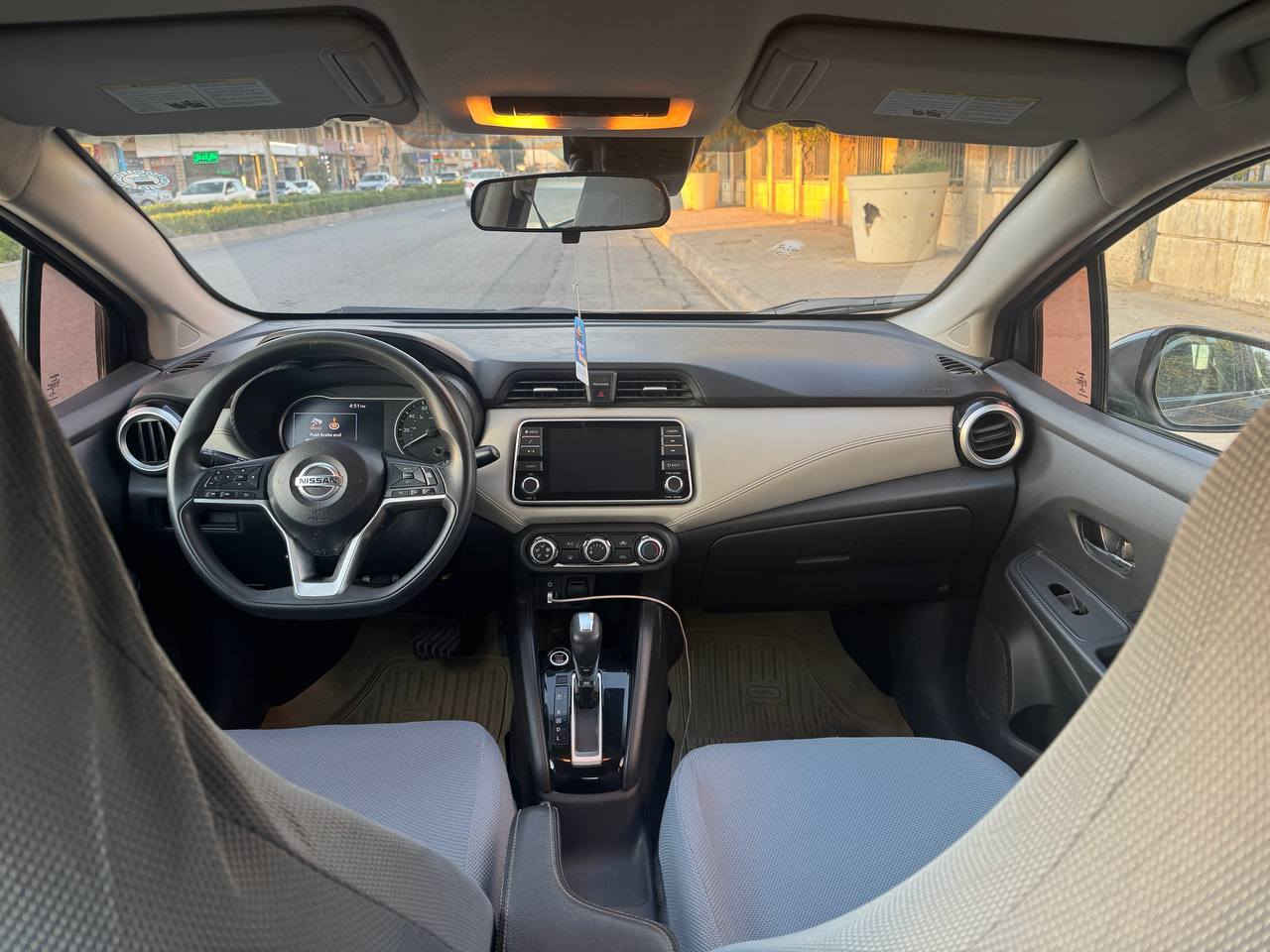 نیسان ڤێرسا 2020 مواسفات SV
٦٤ مایل رۆشتوە
دوو پارچە سبوغە( جامنغی لای سایق+ بۆنینت)
ئێرباگی سەلامەتە تەنها سوکان سیستەمە
گێر + مەکینە+ کارەباییات بەشەرت
هەموو ڕادارەکانی ئیشدەکات
سەنەوی نوێیە هەزەی بەسەر چوە
رەقەم خاوەن سەیارە
***********
113$ وەرەقە و کەمێک مەجال
3n1cn8ev9ll852844
