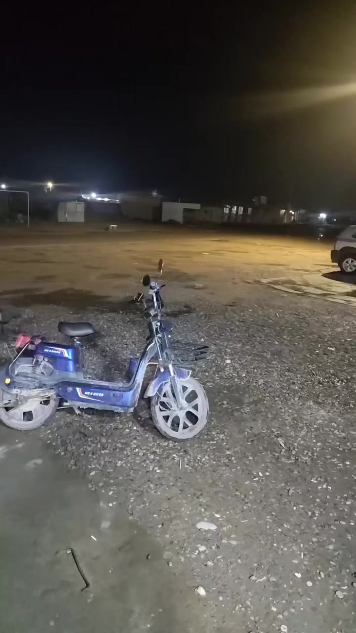 #تدلهو متواجدين الى الواحدة ليلاً بعدة منتصف الليل 
وحياكم الله خادمكم سنتر أيوب براند 
 @إشارة


**إذا كنت صاحب هذا الإعلان وتريد حذفه لأي سبب، رجاءا أرسل رسالة إلى الدعم الفني**