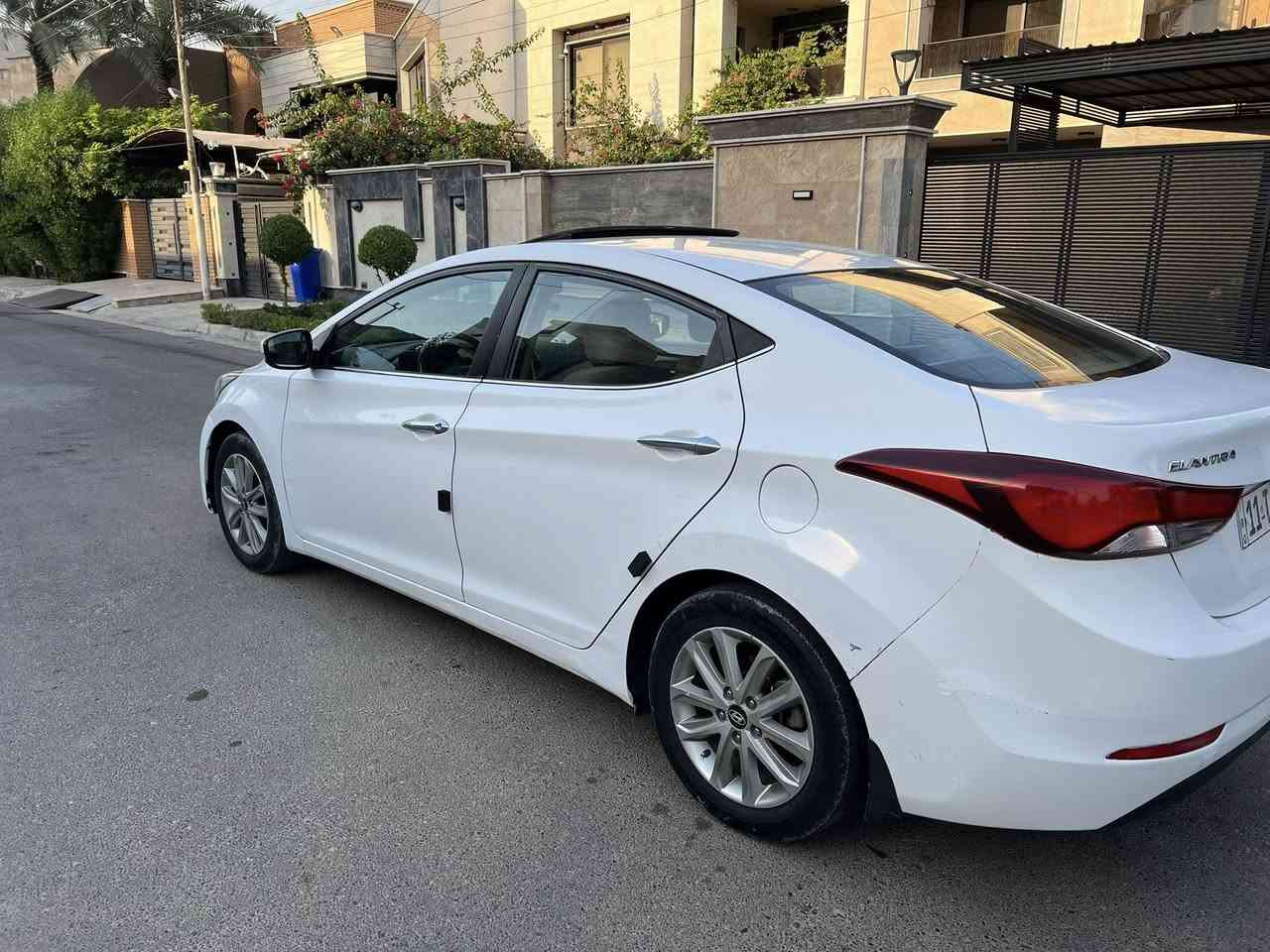 سلام عليكم عندي النترا 2016 خليجي مكفوله من الصبغ والتبديل عدا 3 مكانات تكحيل اثر تكشير موضح بالصوره على كدهن ضبط المواصفات سلايت لدا امامي تحكم ستيرن تبريد قطعتين مكينه 1800 بلاديه شاشه كاميرا رقم بغداد باسمي رايده 118 وبيه مجال رقمي *********** مكاني بغداد حي الجامعه
