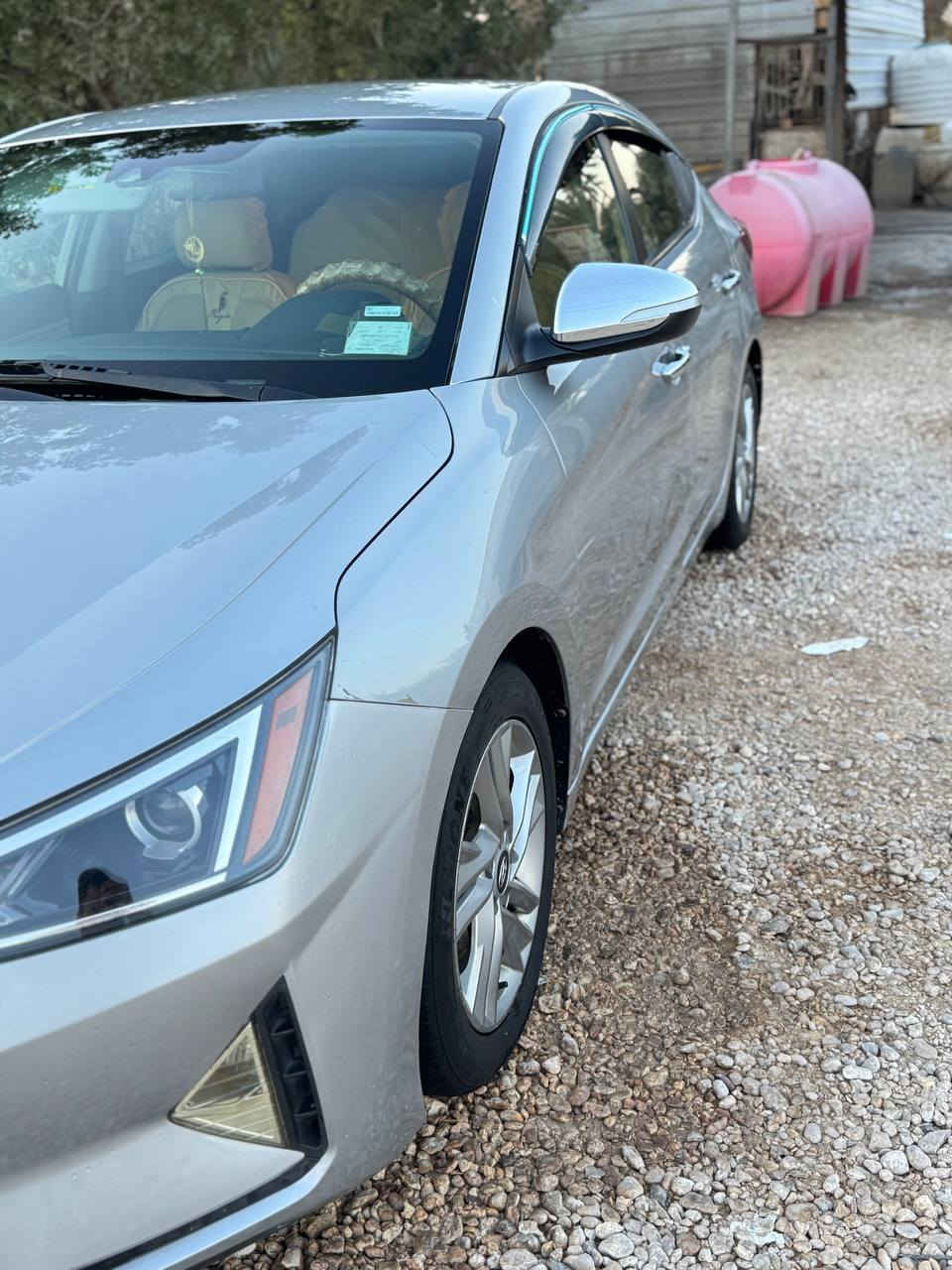 سلام عليكم 
النترا موديل 2020 
مكان سياره بابل ناحية النيل
وأرد أمريكي. اللون، سلفر ابو شذره 
ضرر دعميه أماميه  فقط ولباقي ليبل واحد لا صبغ ولا معجون
صور الحادث بل منشور 
رقم بابل 
تحويل ثاني يوم 
تحكم ستبرن جهتين
محرك دوش 2000
ماشيه 97
كير AT مرغوب 
رادار أمامي وخلفي 
نقطت عمياء 
تحديد مسار
كمره خلفي 
داخل رصاصي 
دوشمه ارضيه وكشنات  وتغليف نيلون حراري
من عده لبصمه ولبنرامه سياره فول 
ملاحظة بيها بارد شبر باب سايق + شبر باب خلف سايق واضح بل تصوير فقط ولباقي مكفوله 
رقم الهاتف ***********
***********
سعر 137$ 
تفاصيل كلها بالمنشور
