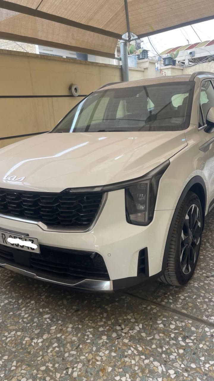 السلام عليكم
سورنتو ٢٠٢٥ 
ماشيه ٥٠٠٠ 
٦ سلندر 
داتا شنو 
فول عدا البانوراما 
مكفوله كفاله عامه 
السعر ٣٣٠ وبيها مجال 
للاستفسار ***********
مكان بغداد المشتل المعلمين
