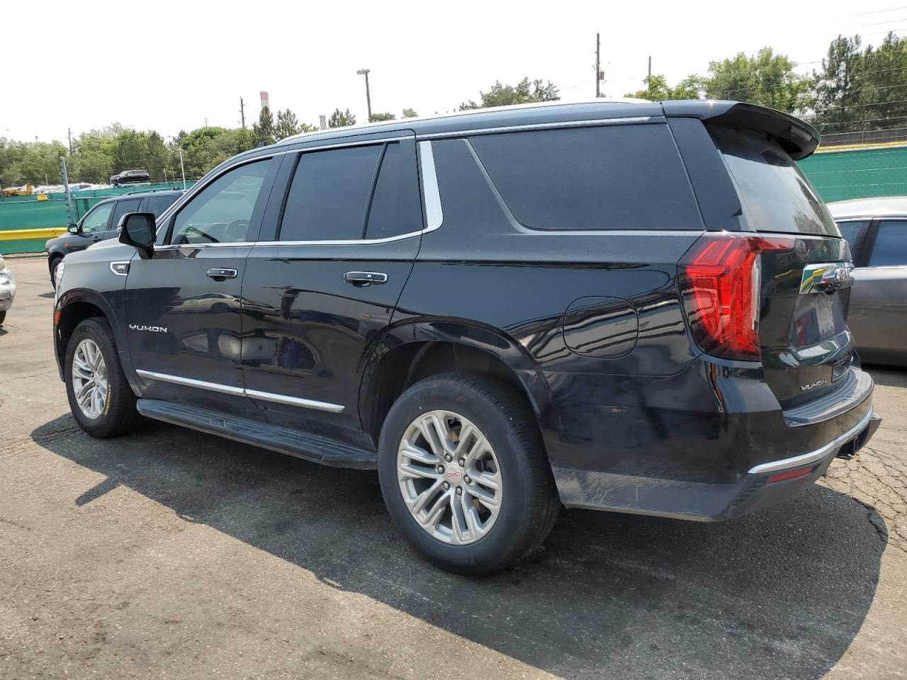 جيمسي يوكن 2023 
Slt
فول مواصفات عدا البانوراما 

جنطه جلاق 
كامرة ٣٦٠

كشن تدفئه تبريد 
كشن كهرباء 
محرك 5300
حساس امامي و خلفي 
شحن واير ليس 
داتشو 
الضرر كما موضح بالصور 

ربع جامرلغ امامي صبغ 

بدون ايرباك 

بعدها مامرقمه فحص مؤقت
للاستفسار الاتصال بالرقم او واتساب 
***********
