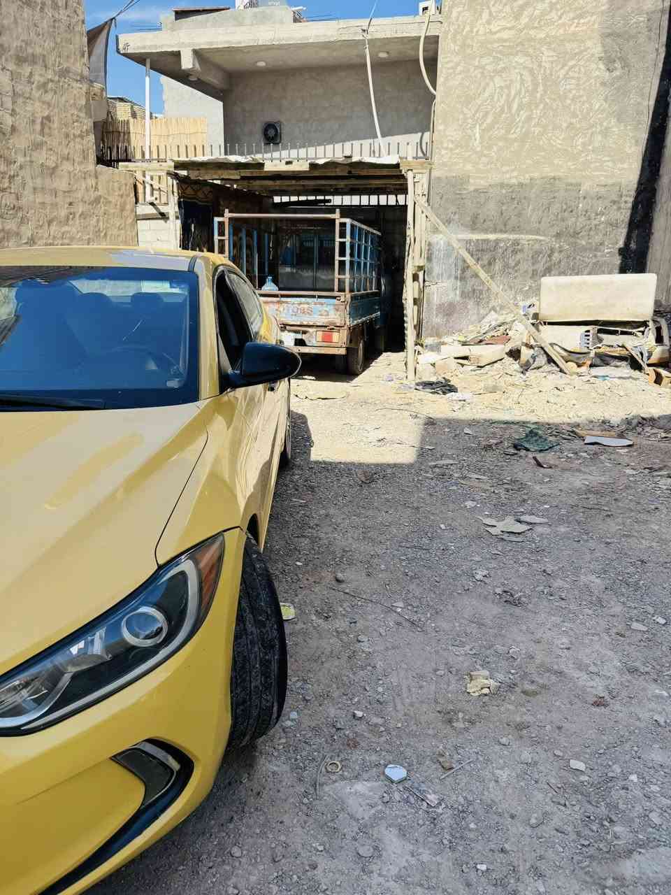 السلام عليكم النترا 2017بدونً حادث السياره السونر مشنور رقم بغداد بسمي سنويه جديده وهزه جديده منضومت غاز تبريد مكاني ديالى بعقوبه السعر 112وبيه مجال قليل  ***********
