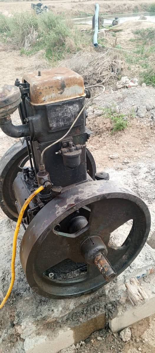 مولد لستر مارشال للبيع السعر 450وبيه مجال مع داينمو ***********
