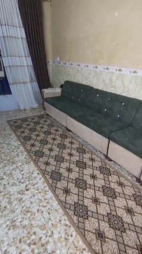 تخم 9 قطع ديوان نضيف اي ضرر مابي فقط رجل مال مقعد واحد الصغير فالته وموجوده  السعر 275 وبي مجال
كاونتر مرمر ابو السنك مترين ونص والثاني مترين ونص نضيف مابي اي ضرر فقط الباب مثل ما موضحه بالصورة ضربها طفل باطوبة ونكسرت تتبدل 
السعر 250 
تخم 9 قطع ديوان نضيف اي ضرر مابي فقط رجل مال مقعد واحد الصغير فالته وموجوده  السعر 275 وبي مجال


**إذا كنت صاحب هذا الإعلان وتريد حذفه لأي سبب، رجاءا أرسل رسالة إلى الدعم الفني**