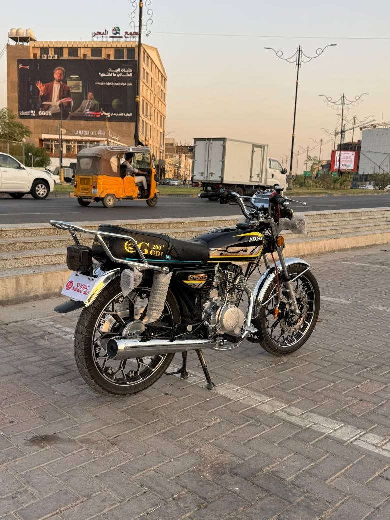 دراجة سونك 25 على ايد وحده من المعرض كلشي مناقصها تشغل وتطلع ماخذها 1700 وابيعها 1200قفل بيع مستعجل اوراق اصولي كربلاء, العراق


**إذا كنت صاحب هذا الإعلان وتريد حذفه لأي سبب، رجاءا أرسل رسالة إلى الدعم الفني**