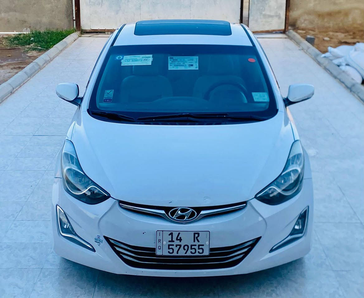 السلام عليكم
***********
هونداي النترا وارد خليجي 2014 فول مواصفات GLS رقم بصره هزه جديده ولوحات دولي باسمي تحويل . كير ومحرك شرط الفحص والمحرك 1600 . بيها تبديل الباب الامامي فقط . مواصفات السياره فتحه سقف اشاير وبالمري حساسات خلفيه شاشه تاب مري شفط كشن جلد بلاد 
جاهزه من تبريد ثلج وحداديه صدر امامي وخلفي جديد  كهربائيات كلها شغاله  
مكان السياره ناصريه
السعر المطلوب (110) 
رجاءً فقط الشراي يتصل
