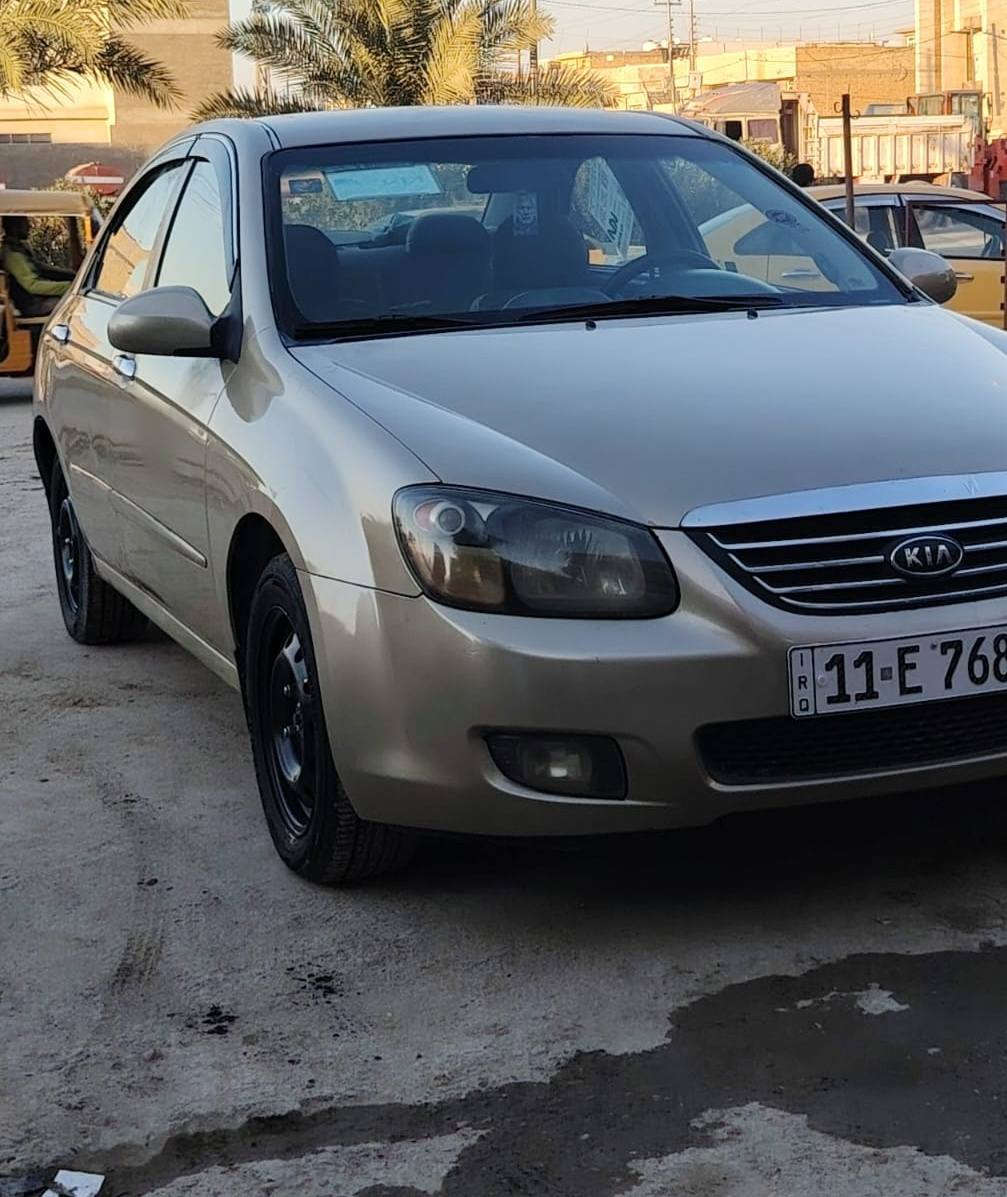 اسلام عليكم للبيع كيا اسبكترا موديل ٢٠٠٩ وارد امريكي حادثه خلفي سياره خير من الله رقم بغداد بسمي السعر ٨٧ وبيه مجال لاستفسار *********** بي وتساب
