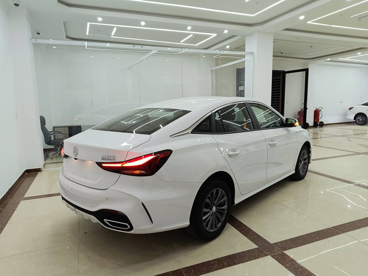 موديل 2025.MG.GT
سفر كيلؤمه تر.   فول  مواصفات 
بصمه .شاشه.كاميرا تعديل سرعه
هه رزانترين سعر ته نها🔥🔥
*********** واتس اب 
***********
موجود في اربيل معرض چاينا كارس 📌
