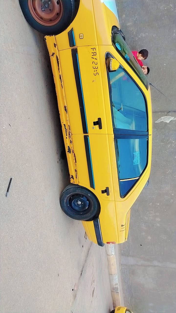 السلام عليكم للبيع بيجو اربعميه وخمسه سياره شوف العين سياره نضيفه سنويه سبعه وعشرين ورعيهه يمي مكان السياره ناصريه مركز مكينه وكير نضيفات تبريد وي سوج  السعر 23 رقم التلفون***********
