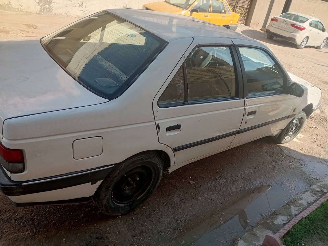 سلام وعليكم بيجو روى للبيع 2009
كير محرك اكسن تبريد شغال 
رقم انكليزي نجف 
شواصي معمرهن خياسات جدا قليله 

سياره جاهزه وشغاله 

سعرها 21 وبيها مجال 
عنوانها بغداد
***********
