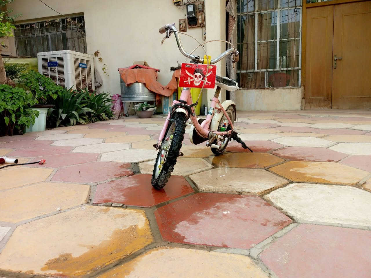 السلام عليكم شباب هذا البايسكل ياباني موديل 2012البايسكل ما شي هواي الموقع جوه


**إذا كنت صاحب هذا الإعلان وتريد حذفه لأي سبب، رجاءا أرسل رسالة إلى الدعم الفني**