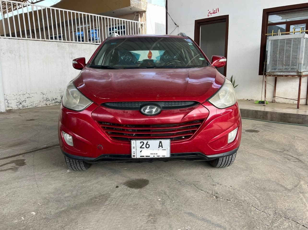 توسان 2011 خليجي
رقم صلاح الدين دولي تحويل مباشر 
محرك 4 دوش جديد 
 كير جديد 
 بيها باب خلفي ونص جاملغ شرط بدون دواخل
بيها سونار  
مكان السياره سامراء 
-الاتصال على الرقم***********
السعر 128 وبيها مجال بسيط
