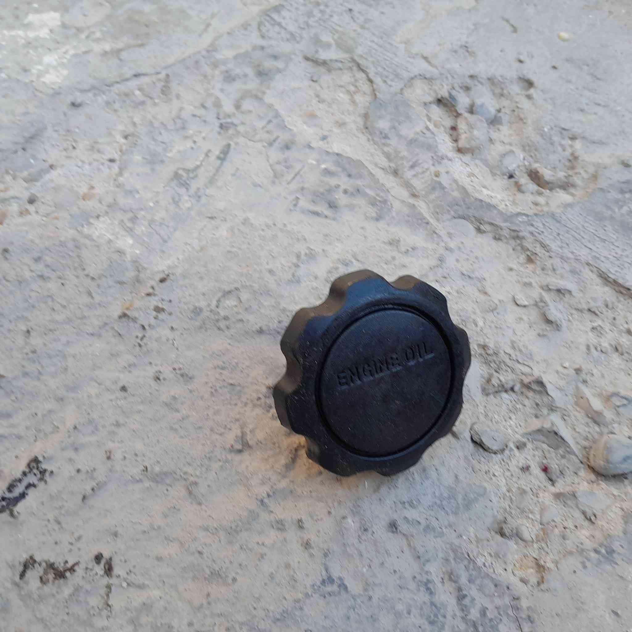 سلام عليكم ورحمة الله وبركاته للبيع غراض فتون مال محر وسعر مناسب ***********وتساب مكاني بغداد المعامل
