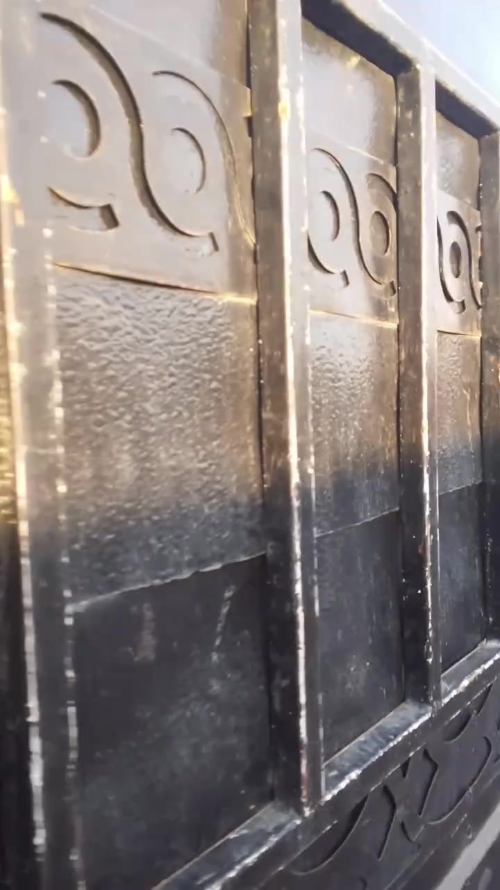 جنج فول نضيف اي عيب مابيه تفصال درجه اولى سعر150وبيه مجال ما متواجد على فيس رقم التلفون ***********
