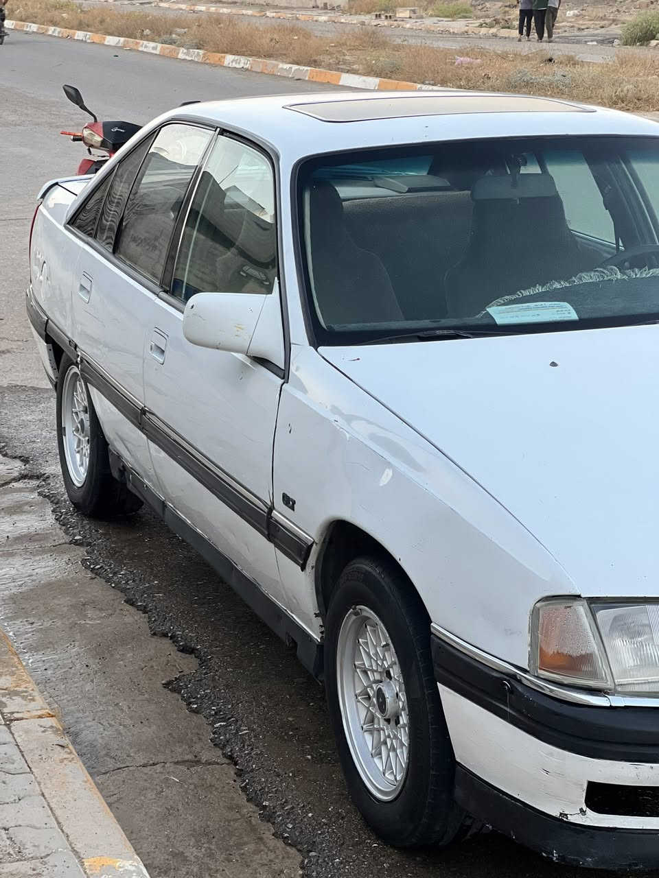اوميكا موديل 1993 حجم 20سنويه 2031 هزه جديده سياره باأسمي تحويل مباشر كير عادي تخم تاير جديد قطره صبغ مابي صبغ بلادي  عنوان كركوك شركه طارق 

للاتصال على الرقم 
***********
