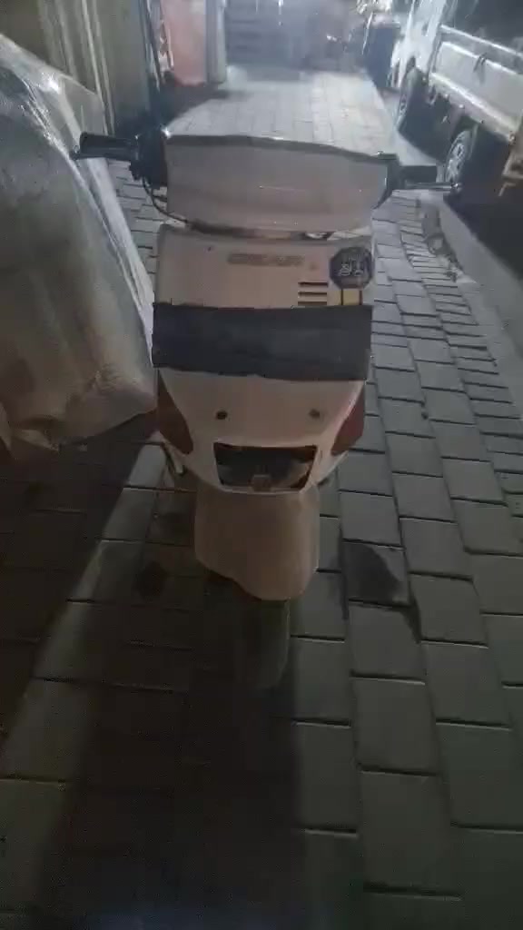 سلام عليكم دراجه بيكم متروكه جانت تشتغل وتركناه ابيع طافيه كوم حديد تجي اتحمل واتروح شوته موجوده اصفاح بيه السعر بدون عمله ١٥٠ قفل مكاني مدينه الشراي يجي خاص


**إذا كنت صاحب هذا الإعلان وتريد حذفه لأي سبب، رجاءا أرسل رسالة إلى الدعم الفني**