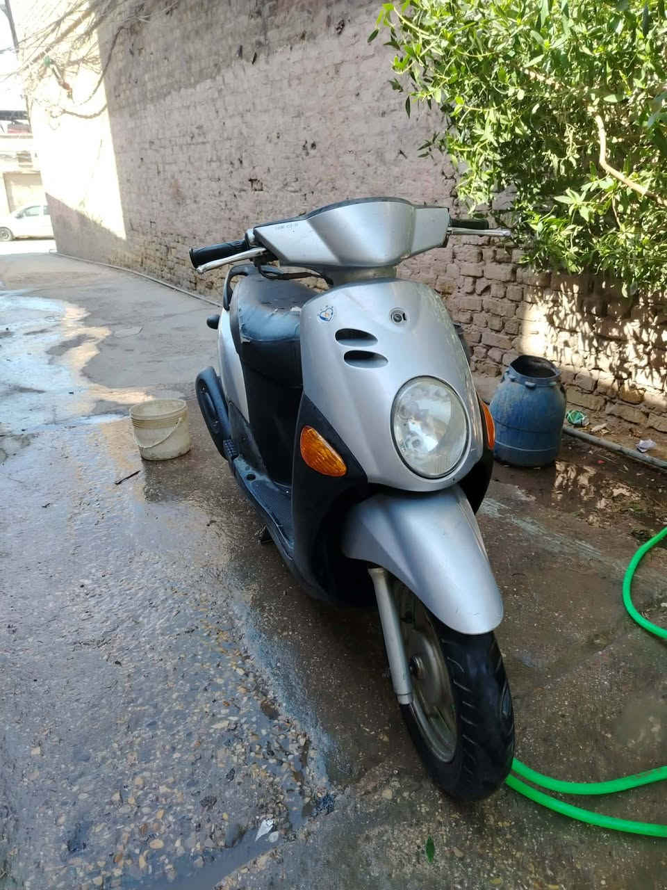 سلام عليكم دراجه فله مديل 2011صرلها شهر طلع من الوكيل دراجه كفاله عامه المكان حله مركز الاستفسار رقم ***********
