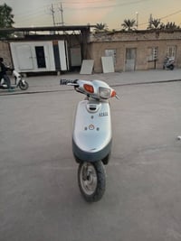 دراجة بطة للبيع الدراجة اي شي ماناقصه المكينة مكفولة والكشر ايضا مكفول...